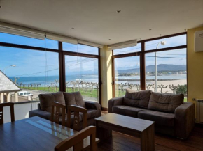 Vivienda de 4 dormitorios con vistas al mar